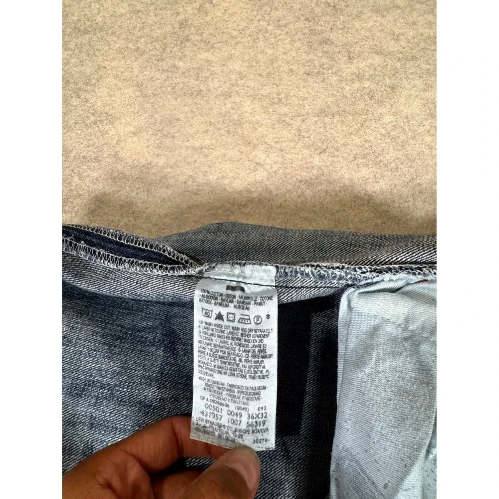 Levis 501‎ Straight Fit Jeans Mens 36x32 Blue Whiskering Denim Cotton Button Fly